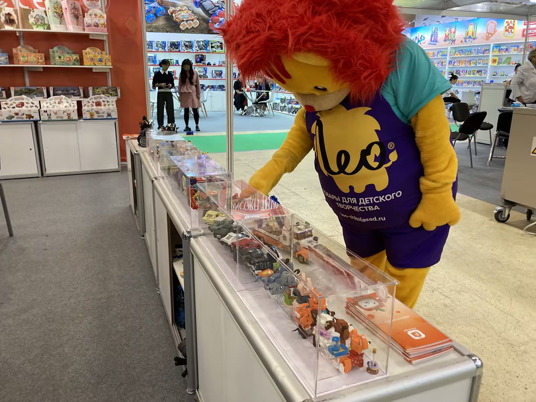 方橙积木亮相2023俄罗斯国际玩具及婴童用品展及第50届香港玩具展 3