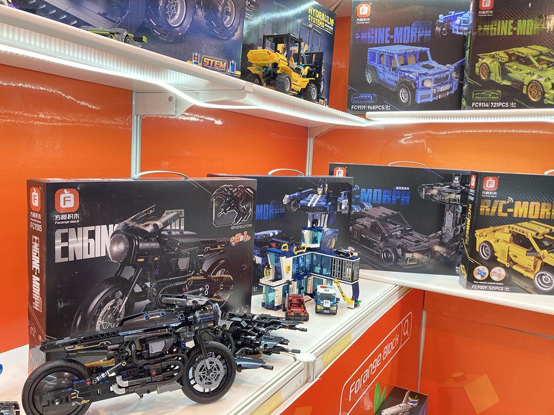 Forange Block presented at the MirDetstva2024 and the 50th Hong Kong Toys & Games Fair 6