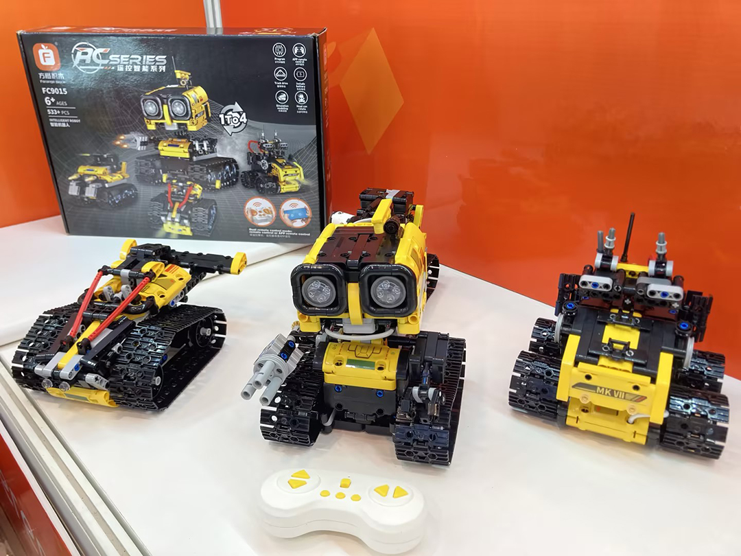 Forange Block presented at the MirDetstva2024 and the 50th Hong Kong Toys & Games Fair 7